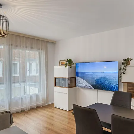 Objekt-nr 7 - Hafen - Rose *