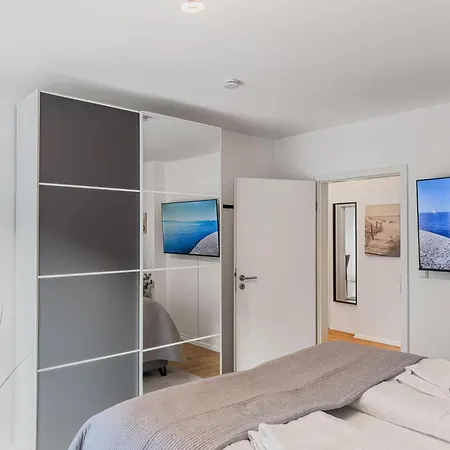 Objekt-nr 7 - Hafen - Rose *