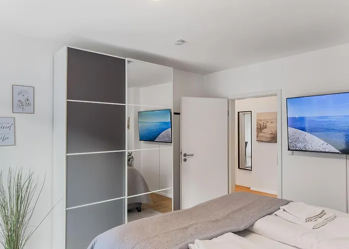 Objekt-nr 7 - Hafen - Rose *